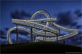 Free for commercial use no attribution required high quality images. Tiger Und Turtle Es Wird Nacht Foto Bild Architektur Architektur Bei Nacht Die Welt Bei Nacht Bilder Auf Fotocommunity