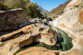 Afficher toutes les propriétés à canton du tessin. Focus Destination Les Vallees Du Tessin Suisse
