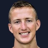 100+ profilů „Mallmann“