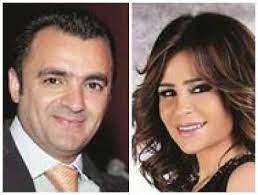 بداية زواج نجوى كرم من يوسف حرب كانت سراً، ثم أعلنت زواجها منه بعد ذلك ووقفت ضد كل من اعترض على هذا الزواج. Ø²ÙˆØ§Ø¬ ÙƒØ§Ø±ÙˆÙ„ Ø³Ù…Ø§Ø­Ø© ÙˆÙŠÙˆØ³Ù Ø­Ø±Ø¨ ÙÙŠ Ø£Ù…ÙŠØ±ÙƒØ§ Ø¯Ù†ÙŠØ§ Ø§Ù„ÙˆØ·Ù†