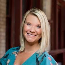 Madison Barr's Instagram, Twitter & Facebook