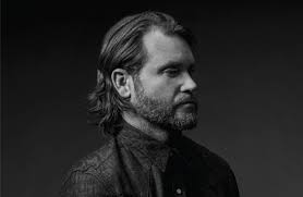 Custom Spotlight #3: Christian Schulz