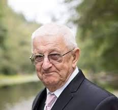 Thomas 'Tom' Allen Floch