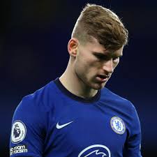 Does Frank Lampard know how to use his summer signings? 😟 Timo Werner:  2019-20: 👕34 ⚽28 🅰8 2020-21: 👕15 ⚽4 🅰5 Kai Havertz: 2019-20: 👕30 ⚽12  🅰6 2020-21: 👕13 ⚽1 🅰2