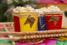 40 receitas de comidas de festa junina com salgados e doces. Decoracao De Festa Junina 80 Ideias E Fotos Simples E Baratas