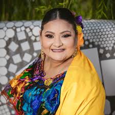 Vanessa Alonzo's Instagram, Twitter & Facebook