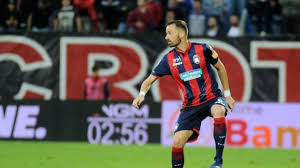 Il posto migliore per trovare un live stream per vedere la partita tra crotone e benevento. Crotone Gigliotti Ci Sono Stati Troppi Morti Per Pensare Al Calcio Aspettiamo Le Decisioni Tuttomercatoweb Com