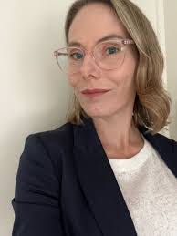 Shannon Coombes's Instagram, Twitter & Facebook