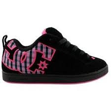 Black And Pink Dc Shoes 25 Things You Loved From The 2000s But Have Already Forgotten Tartan Shoes Plaid Shoes Me Too Shoes