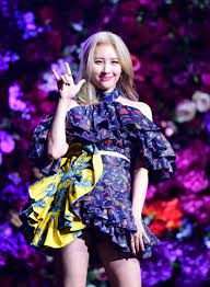 190827 Sunmi Lalalay Comeback Showcase Kpop Girls Girl Kpop Outfits