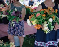 See the extended forecast for toronto, ontario, part of the southern ontario weather region. Canadian Flowers Week