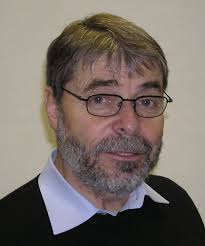 Známý gynekolog a sexuolog, který proslul především jako popularizátor sexuologie, přiznal, že byl loni na podzim kvůli plicní embolii na hranici. Radim Uzel Wikipedia