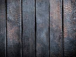 Verkohlt Verbrannt Schwarz Karbonisiertes Holz Als Designtrend Verbranntes Holz Fassade Holz Holz