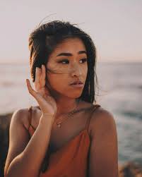 Alice Andre's Instagram, Twitter & Facebook