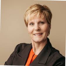 Allison Mears's Instagram, Twitter & Facebook