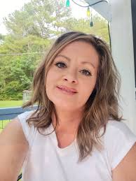 Has anyone ever had something like this happen and what did you do? I had a  client wanting blue so I got manic panic and I used it like I normally do