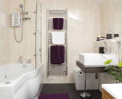 One of the main characteristics of modern bath tub is they are always kept to the minimal design. Modern Bathroom Designs For Home India