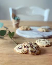 Cookies Aux Deux Chocolats Voyage Mange Et Tais Toi En 2020 Cookies Recette Cookies Chocolat Chocolat