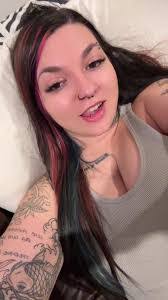 Brittney Weiss's Instagram, Twitter & Facebook