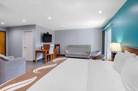 Connecting/adjoining rooms are subject to availability and can be requested by contacting the property at the number on your booking confirmation. Quality Inn Near Hollywood Walk Of Fame Los Angeles Updated 2021 Prices