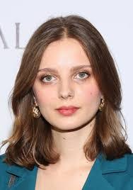 Paula Baron's Instagram, Twitter & Facebook