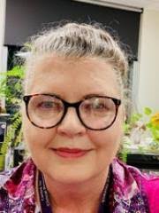 Pamela Pender's Instagram, Twitter & Facebook