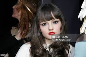 15 Elisa Jimenez Backstage Fall 08 Mbfw Stock Photos, High-Res Pictures,  and Images