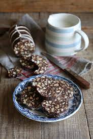 Mescolate il tutto fino ad ottenere una consistenza liscia ed omogenea. Salame Di Cioccolato Ricetta Con Cacao In Polvere Ricette Di Gusto