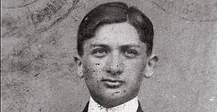 Tragic in Novels, Lucky in Friends