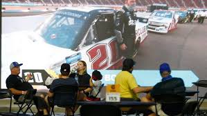 Nascar camping world at las vegas. 2021 Nascar Camping World Truck Series Schedule 2020 Winners