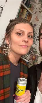 Vegan-friendly room for rent in inner SE or Hollywood