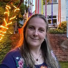 Emma Rankin's Instagram, Twitter & Facebook