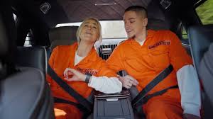 Video | Leontine Ruiters en Wendy van Dijk in nieuwe reeks Jachtseizoen: Most Wanted