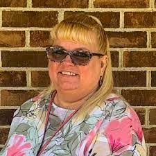 Amy Gartley's Instagram, Twitter & Facebook