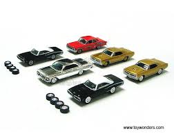 Diecast Collector Model Cars Rc2 Johnny Lightning Jl Muscle Cars Release 17 1 64 Asstd B 50198b Toy Wonders Inc