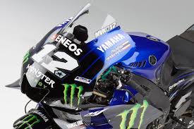 最大排気量クラス。 使用するマシンが市販公 道 車であるという点でmotogpと大きく異なっている。 最高速. æ±ºåã§ã® å¼·ããè¶³ããªã æé«éä¸è¶³ã'è£ãã¤ããyzr M1ã®æ­¦å¨ Motogpãã·ã³éçºã®è£å´ Motogp Autosport Web