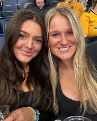 Anna Reilly (@annareillyyy) • Instagram photos and videos