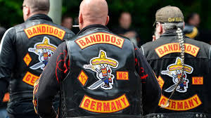 Als verräter fühlt sich der angeklagte nicht. Duisburg Die Polizeiakte Zum Duisburger Rockerkrieg
