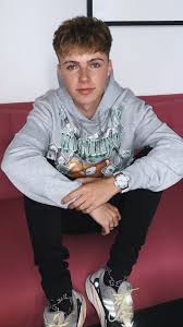 Harvey 3 Harvey Singer Boys