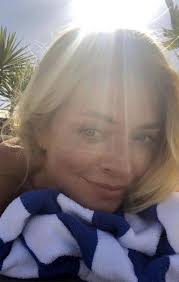 Holly Willoughby Nude Photo Collection Leak - Fappenist