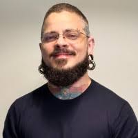 200+ perfis com “Leonardo Moreira”