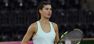 Advertisement sorana mihaela cîrstea (born 7 april 1990) is a romanian tennis player. Prezentarea Echipei Romaniei Sorana Mihaela Cirstea Open Tenis