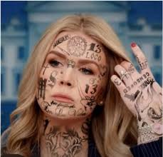 What's noticeable in Vanity Fair's photo of Trump's press secretary?