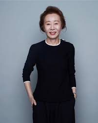 윤여정 (尹汝貞) / yoon yuh jung (yun yeo jeong). åœ‹æ°'é˜¿å¬¤ å°¹æ±è²žè¶Šè€è¶Šæ¼‚äº®è‹±åœ‹å¥§æ–¯å¡å¥ªçŽåæ‡‰å¤ªå¯æ„›ç‹‚åœˆç²‰ Et Fashion Ettodayæ–°èžé›²