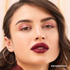 Then, it extended to clothes, shoes, and even cars and kitchens. Rose Gold Makeup 7 Rose Gold Makeup Ideas Tips And Products To Use Ipsy