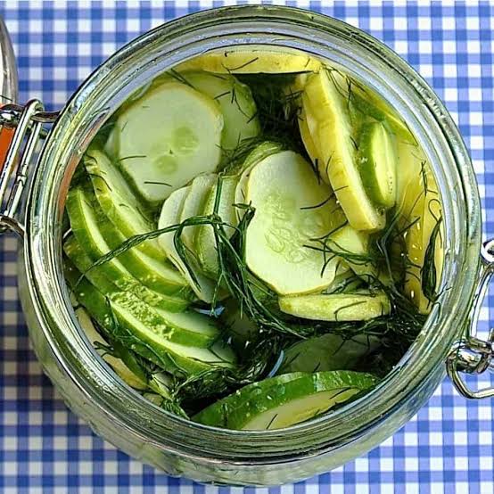Easy Refrigerator Dill Pickles