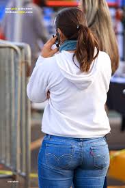 Perdidos en el camino del inca 9. Venta Mujeres En La Calle En Jeans En Stock
