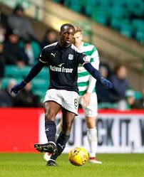 Glen kamara fifa 21 career mode. Rangers And Celtic Target Glen Kamara In Talks To Sign New Deal At Dundee But Neil Mccann Fears A Team Will Steal His Star Player