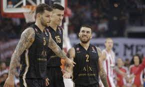 Nessuno indosserà mai più le loro maglie numero 8 e 11». Olimpia Milano S Budget Rises To 25 Million Per Reports Eurohoops