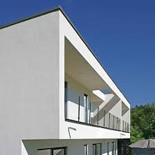 Modern von kitzlingerhaus gmbh & co. Ein Haus Mit Flachdach Inspiration Fur Mehr Wohnraum